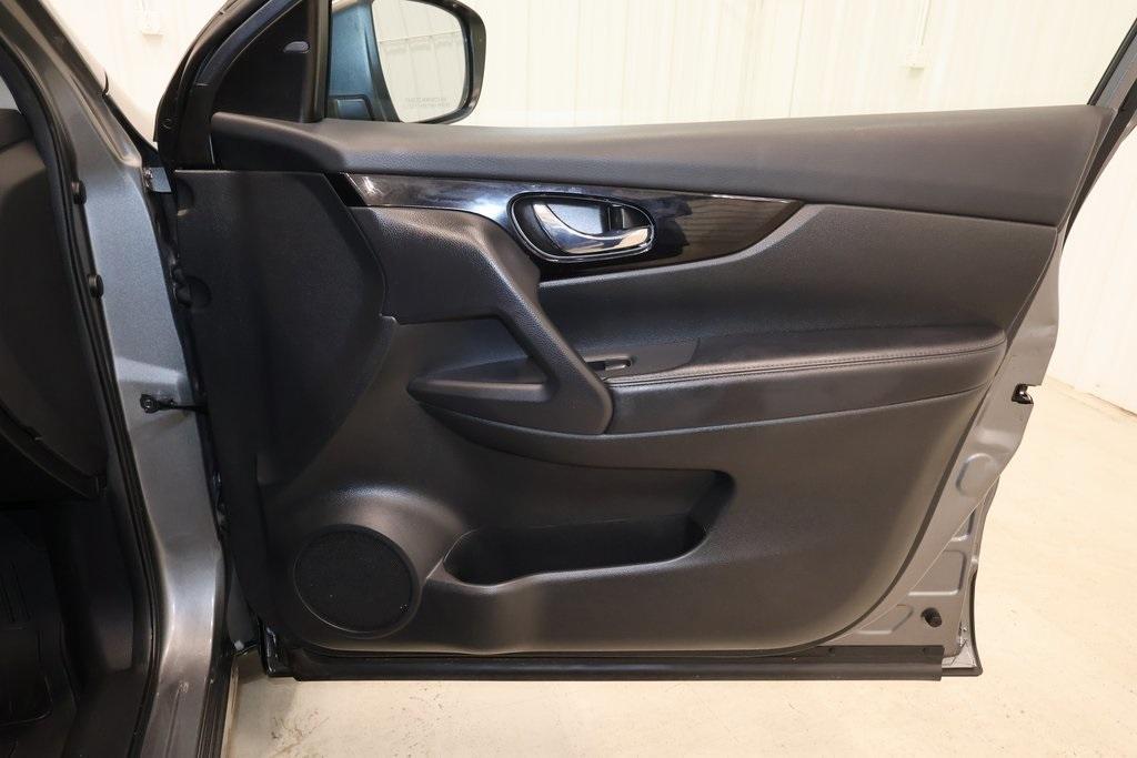 used 2018 Nissan Rogue Sport car, priced at $14,000