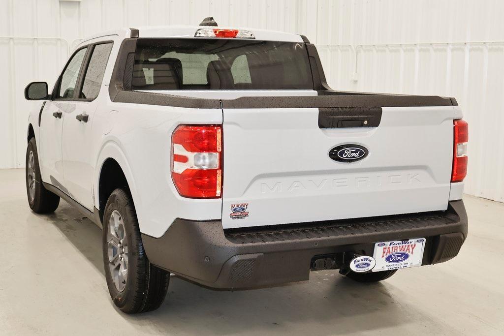 new 2025 Ford Maverick car, priced at $31,679