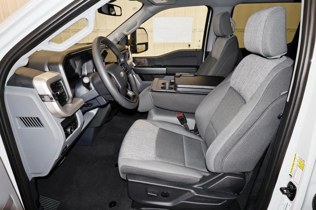 new 2025 Ford F-350 car, priced at $80,180