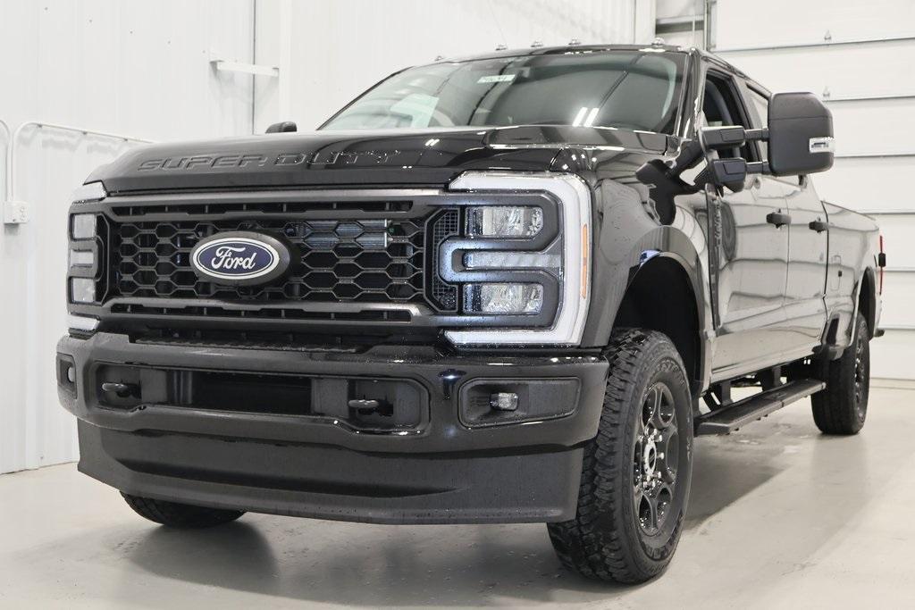 new 2024 Ford F-350 car, priced at $58,160