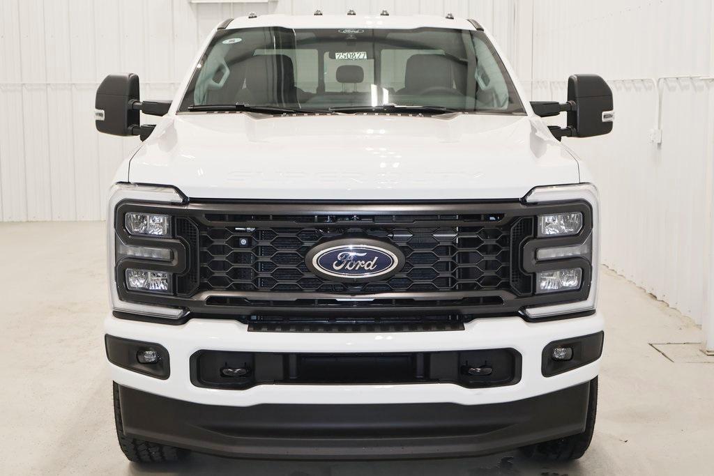 new 2025 Ford F-350 car, priced at $58,265