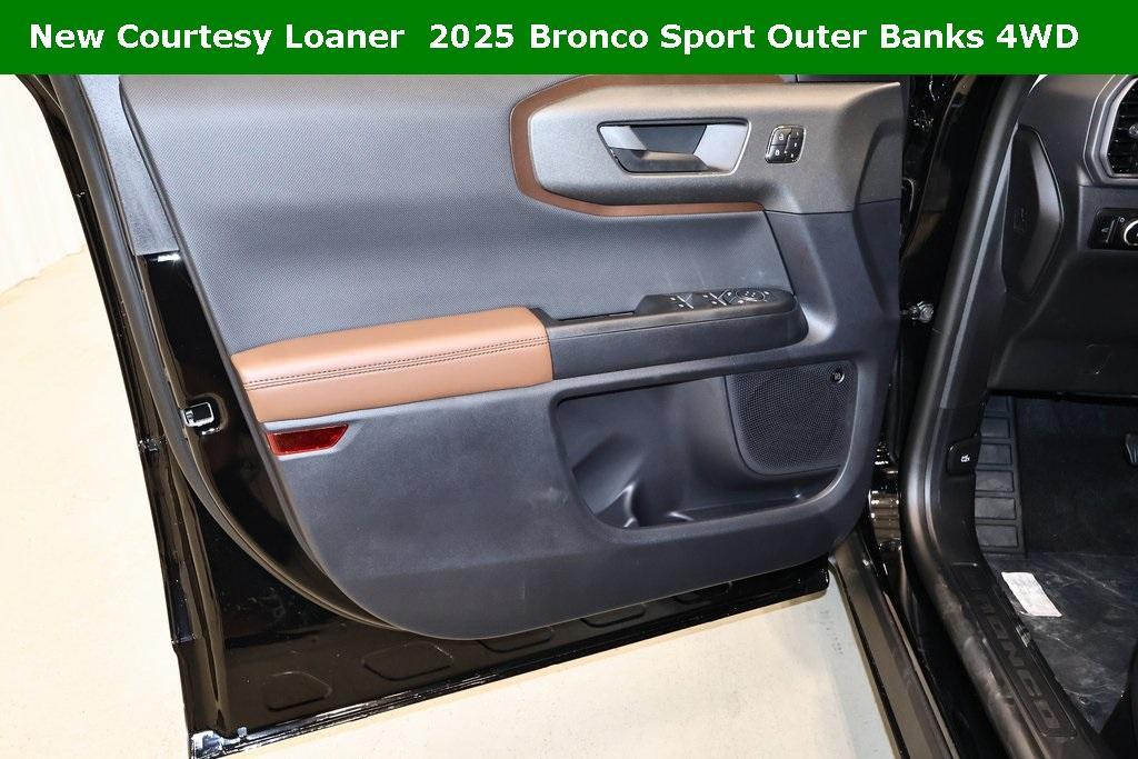 new 2025 Ford Bronco Sport car, priced at $34,423
