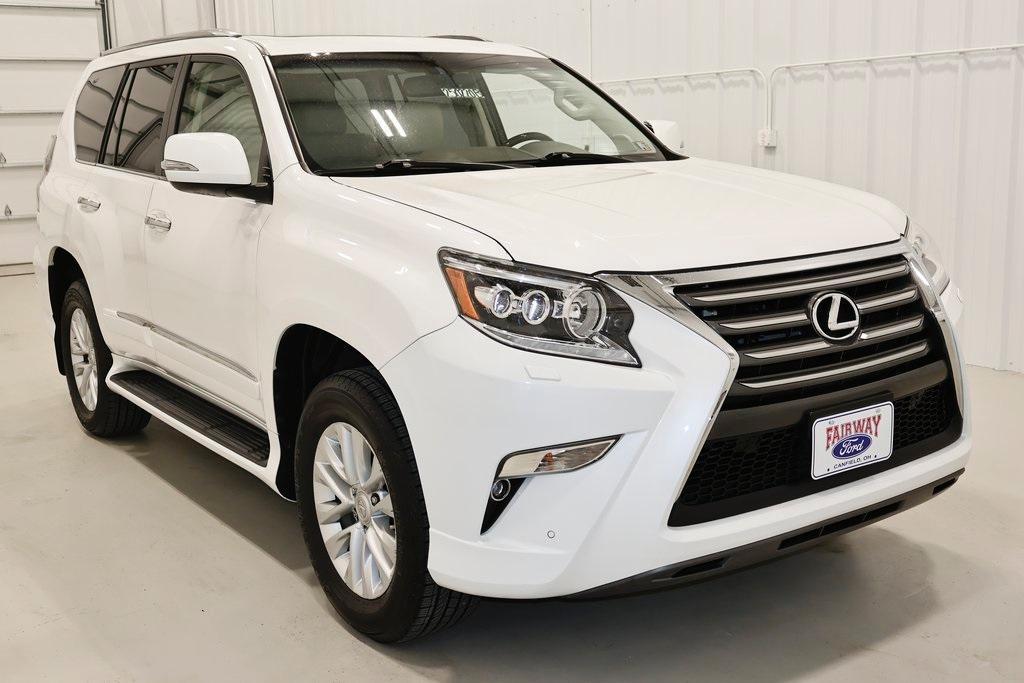 used 2019 Lexus GX 460 car, priced at $38,000