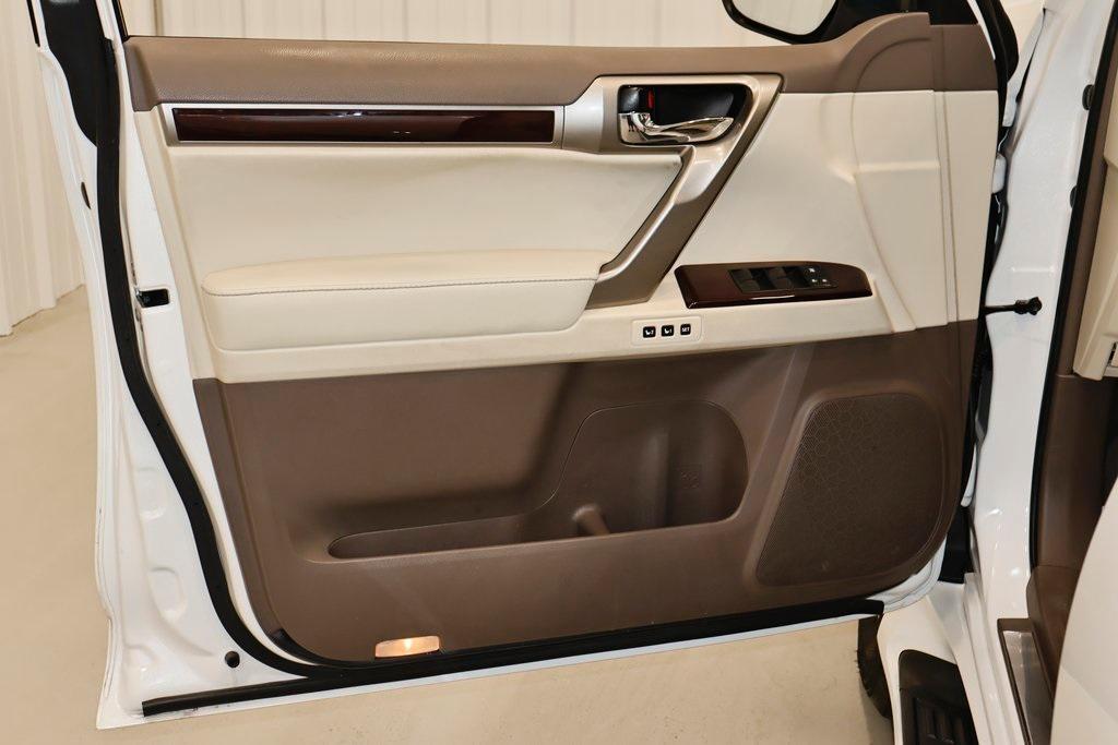used 2019 Lexus GX 460 car, priced at $38,000