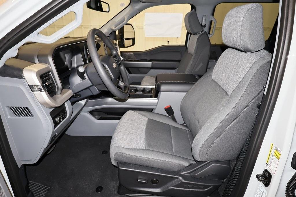 new 2025 Ford F-350 car, priced at $71,935