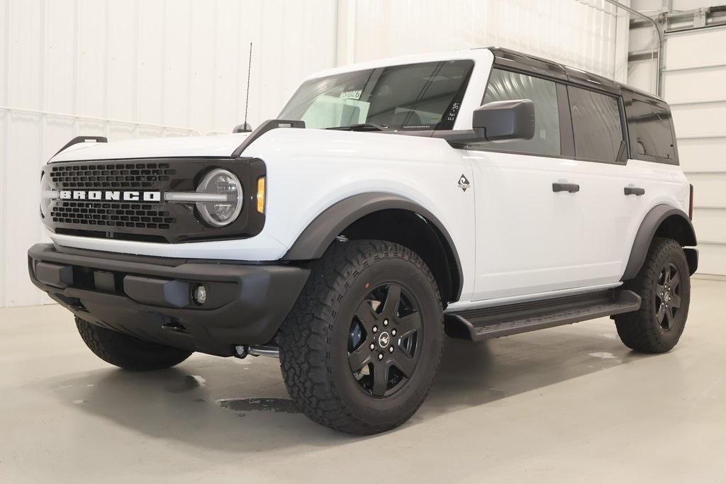 new 2025 Ford Bronco car, priced at $51,775