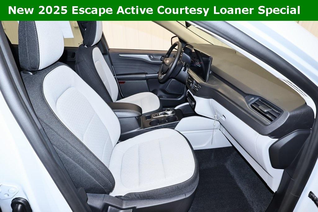 new 2025 Ford Escape car, priced at $29,000