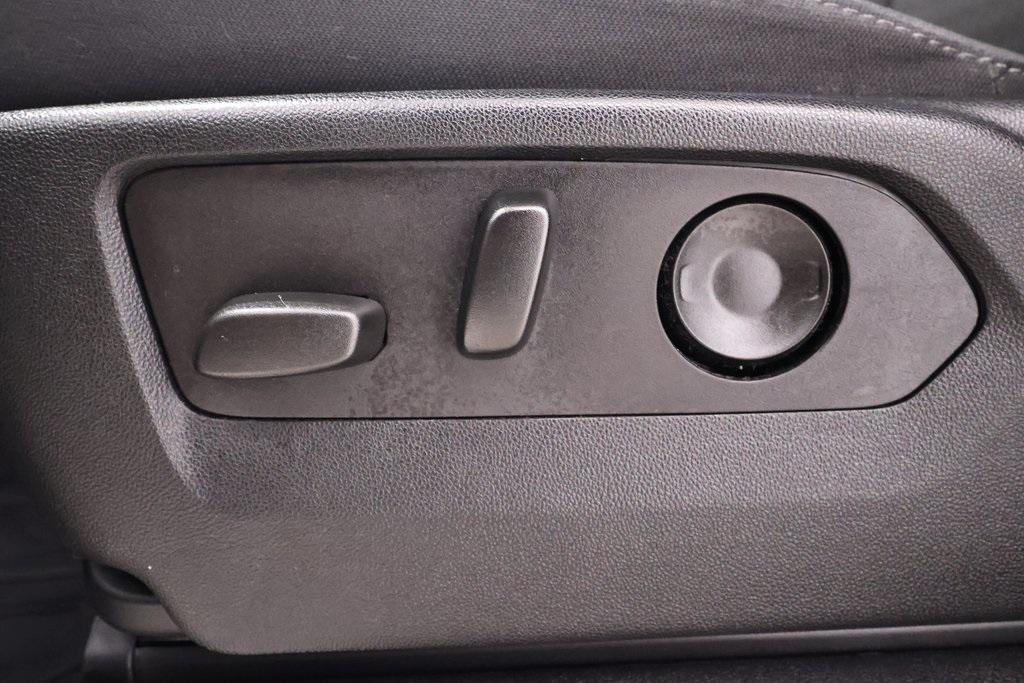 used 2023 Chevrolet Silverado 1500 car, priced at $39,400
