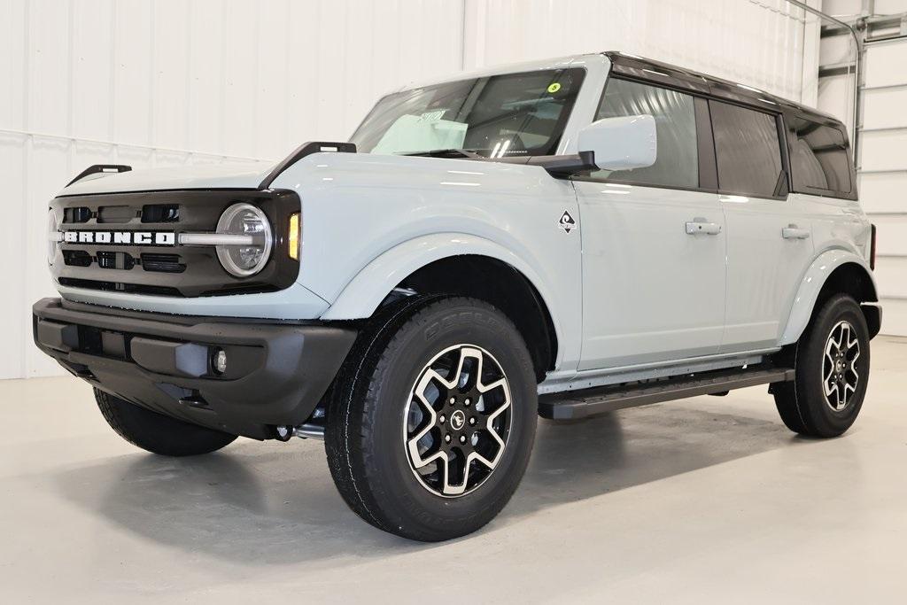 new 2024 Ford Bronco car, priced at $49,080