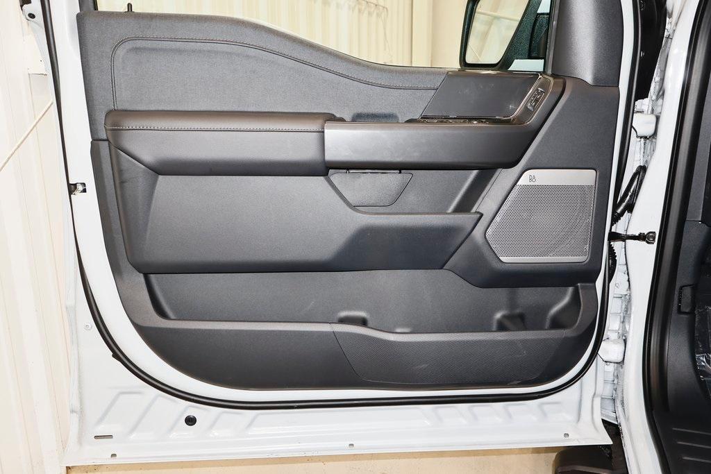 new 2025 Ford F-150 car, priced at $62,142