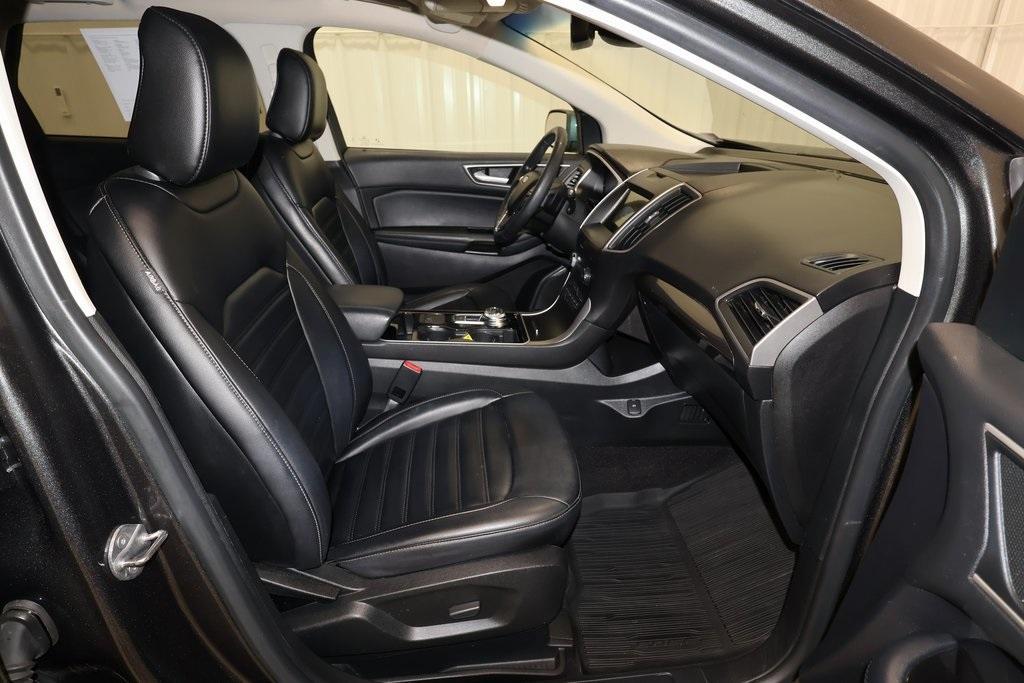 used 2020 Ford Edge car, priced at $18,000