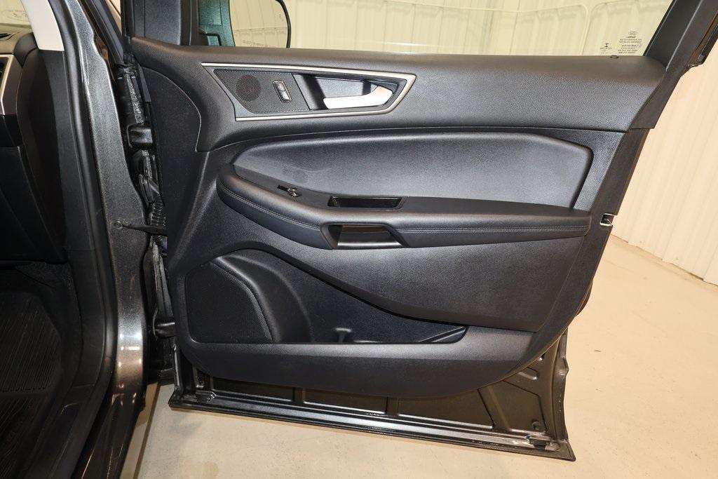 used 2020 Ford Edge car, priced at $18,000