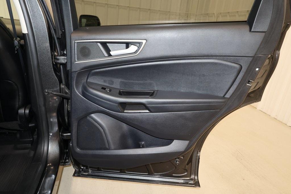 used 2020 Ford Edge car, priced at $18,000