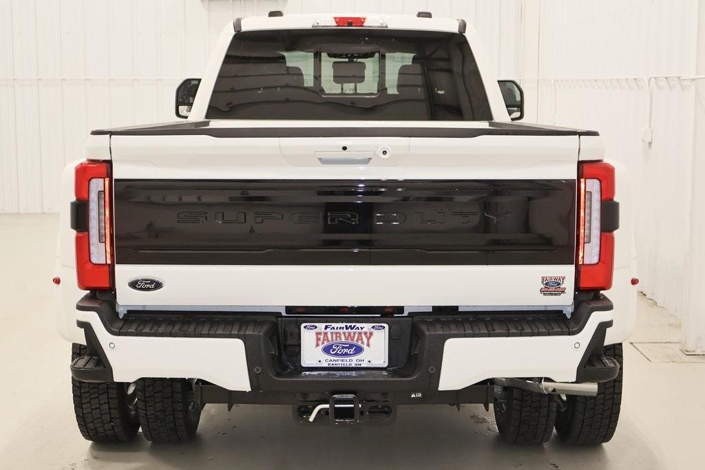 new 2025 Ford F-450 car, priced at $104,180