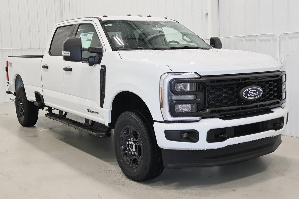 new 2024 Ford F-250 car, priced at $67,305