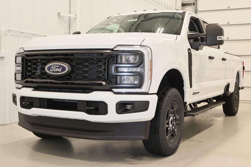 new 2024 Ford F-250 car, priced at $67,305