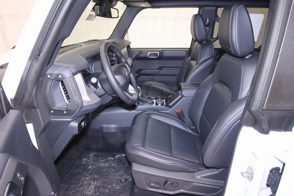 new 2025 Ford Bronco car, priced at $52,695