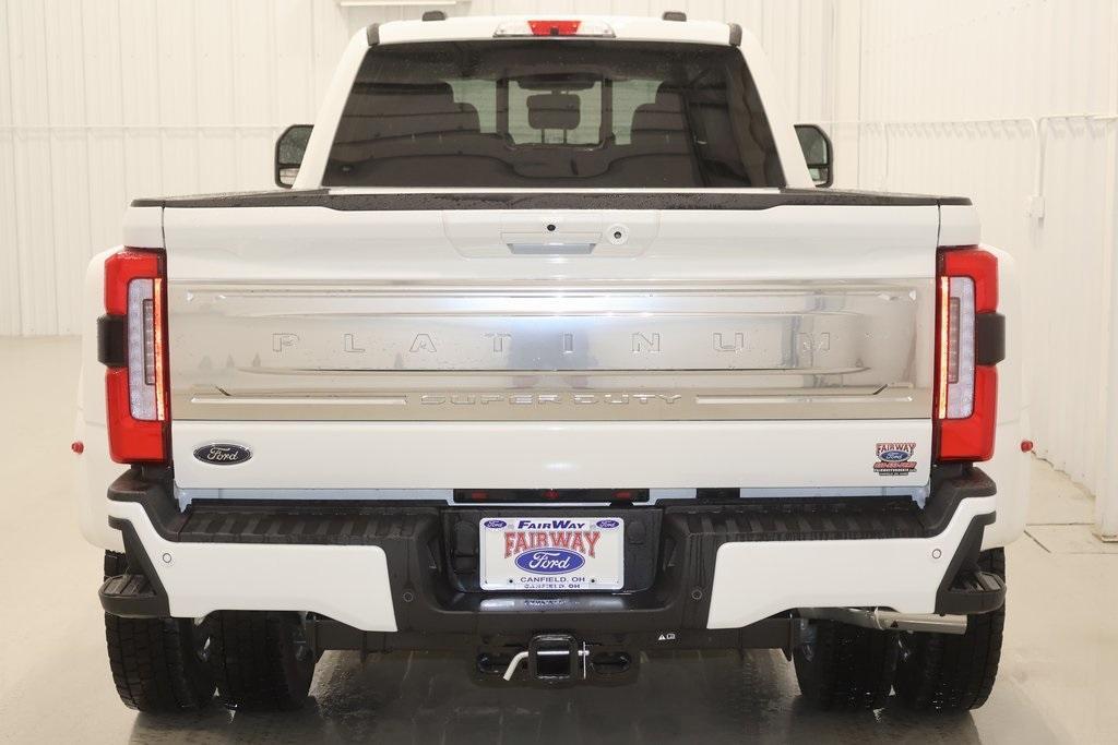 new 2025 Ford F-450 car, priced at $107,745