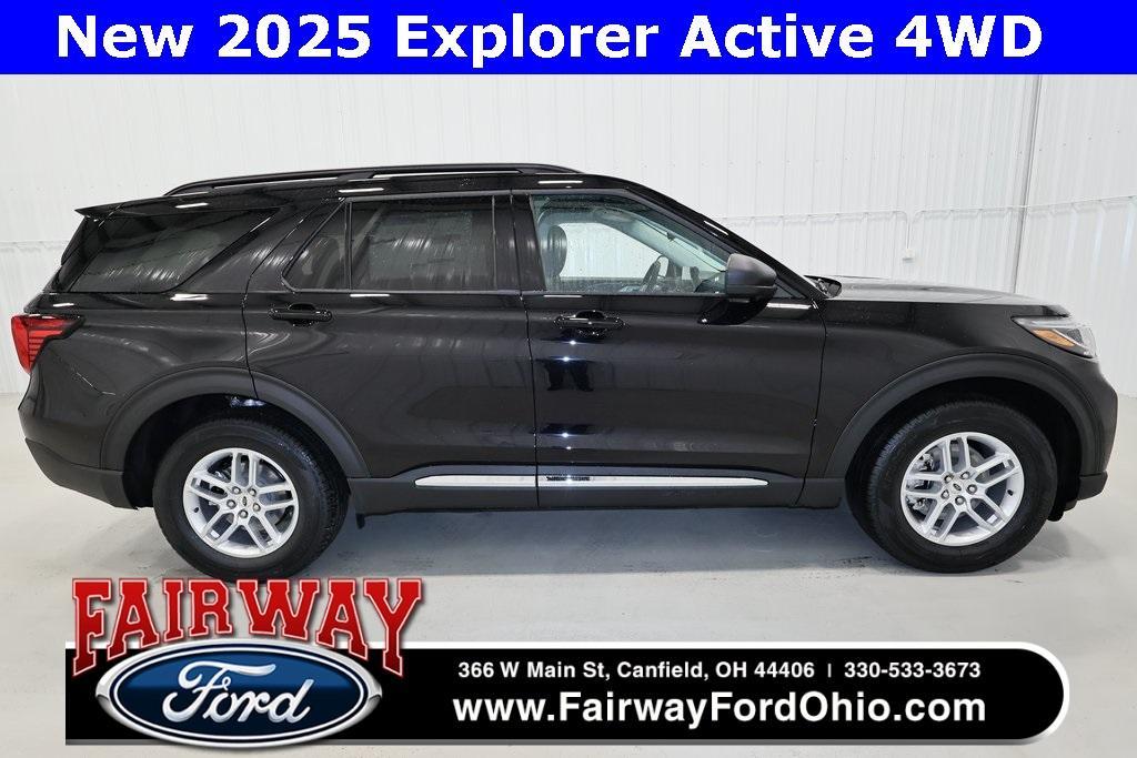 new 2025 Ford Explorer car, priced at $40,551