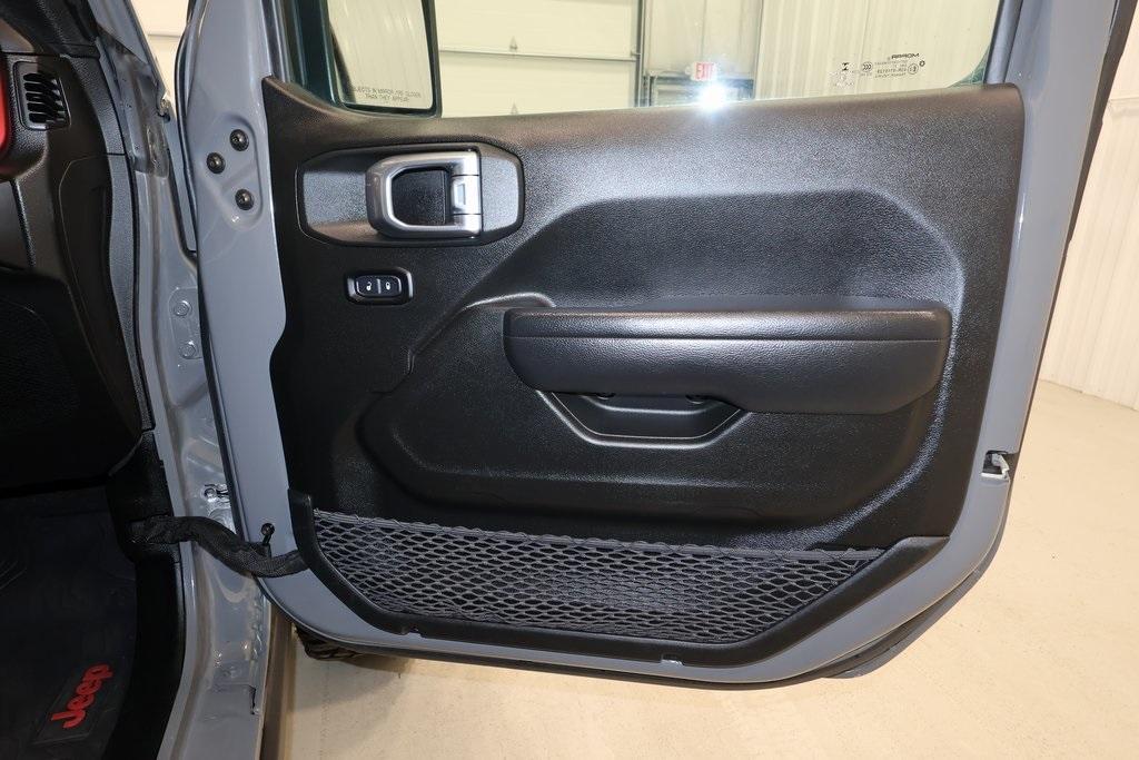 used 2022 Jeep Gladiator car, priced at $38,500