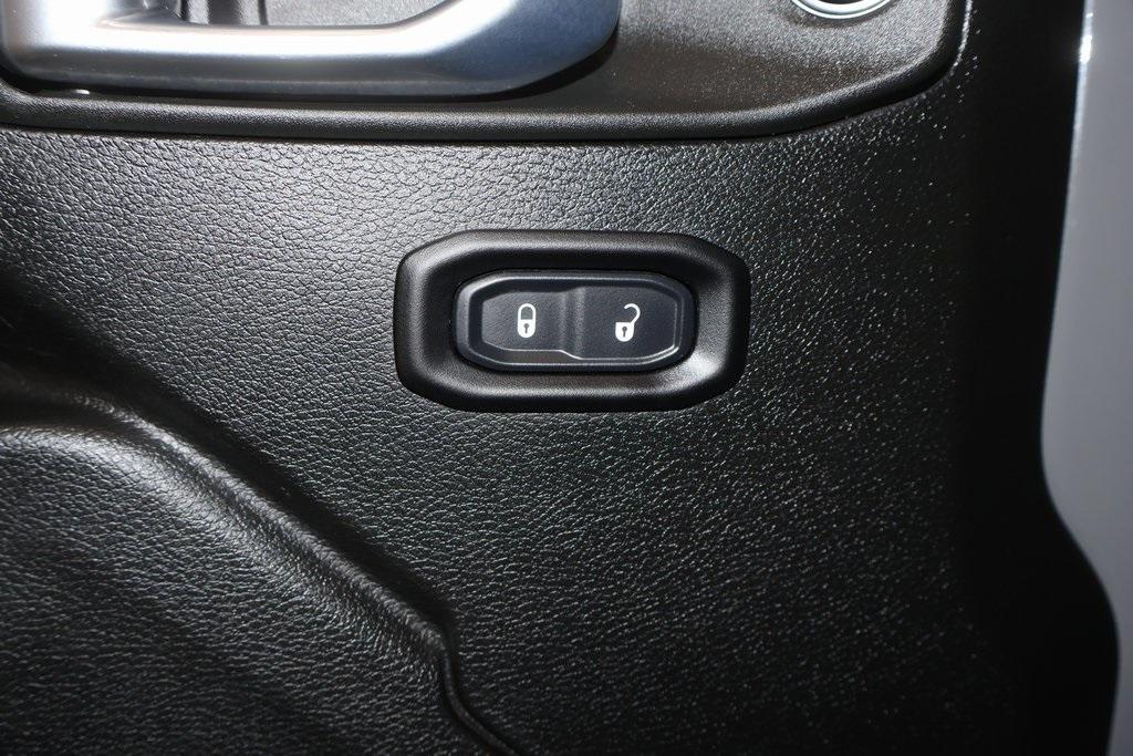 used 2022 Jeep Gladiator car, priced at $38,500
