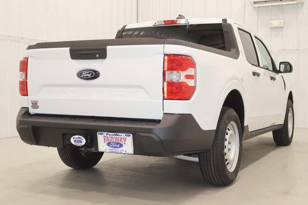 new 2025 Ford Maverick car, priced at $29,075