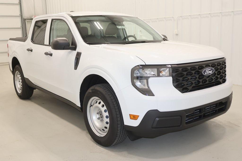 new 2025 Ford Maverick car, priced at $29,075