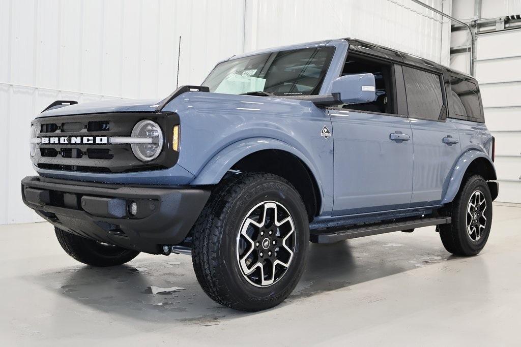 new 2024 Ford Bronco car, priced at $52,710