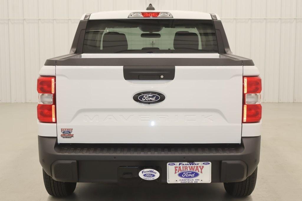 new 2025 Ford Maverick car, priced at $29,870