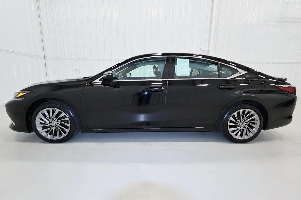 used 2024 Lexus ES 300h car, priced at $48,500