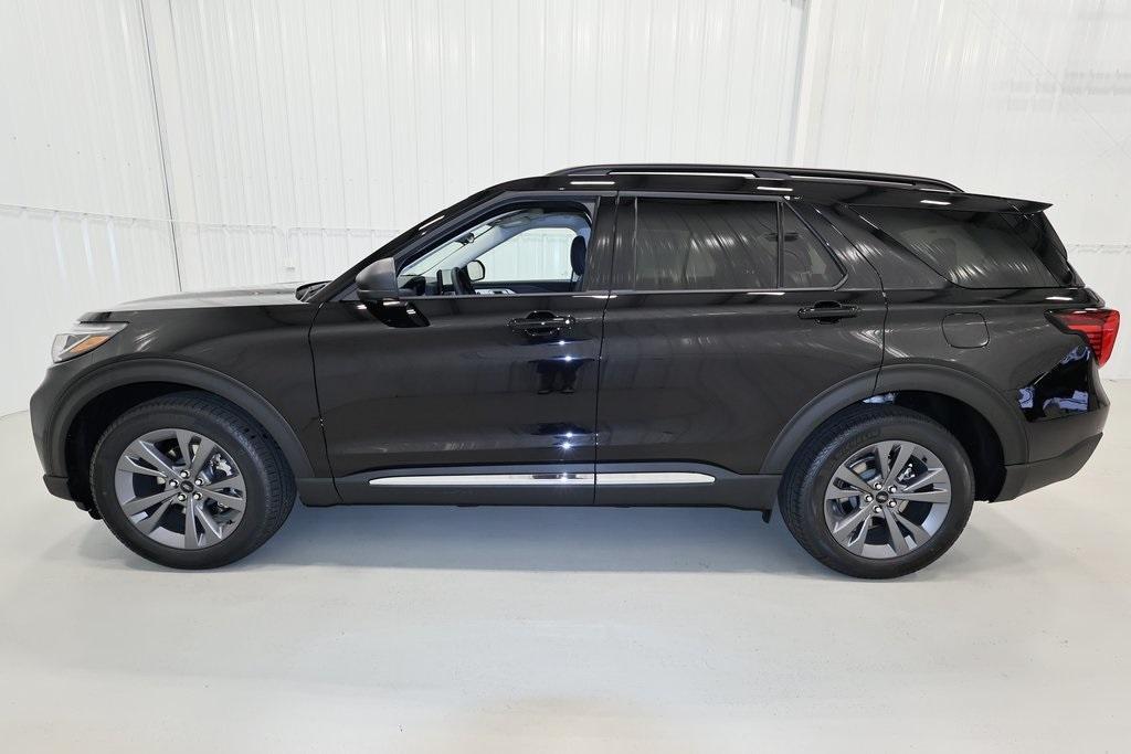 new 2025 Ford Explorer car, priced at $47,470