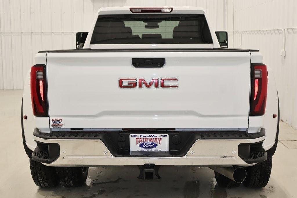 used 2024 GMC Sierra 3500 car, priced at $60,000