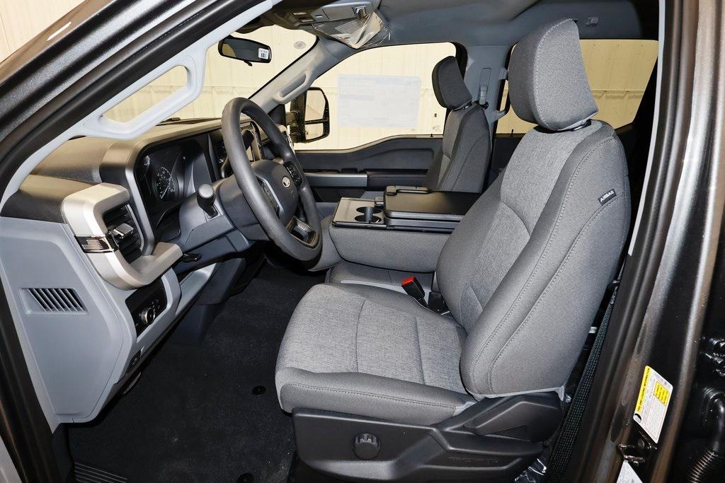 new 2025 Ford F-350 car, priced at $73,220