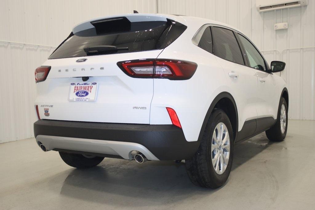 new 2024 Ford Escape car, priced at $32,320