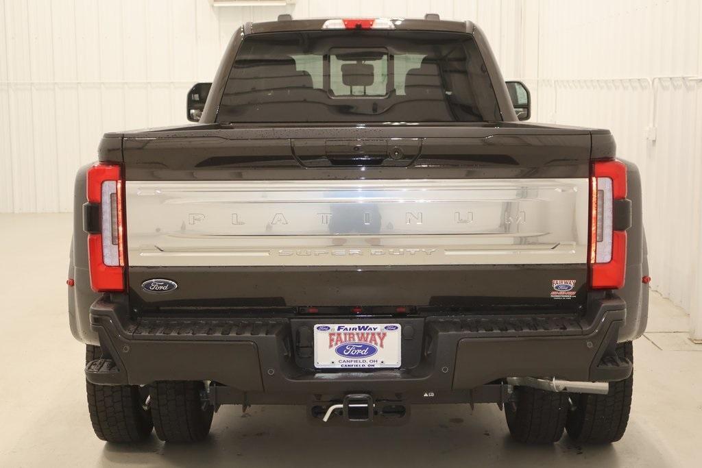 new 2025 Ford F-450 car, priced at $107,245