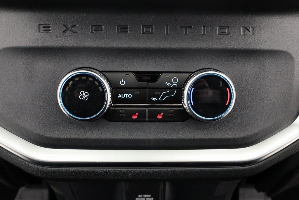 new 2025 Ford Expedition car, priced at $81,150
