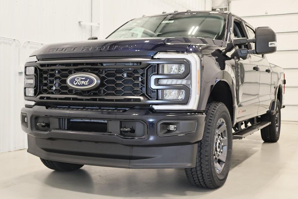 new 2024 Ford F-350 car, priced at $79,890