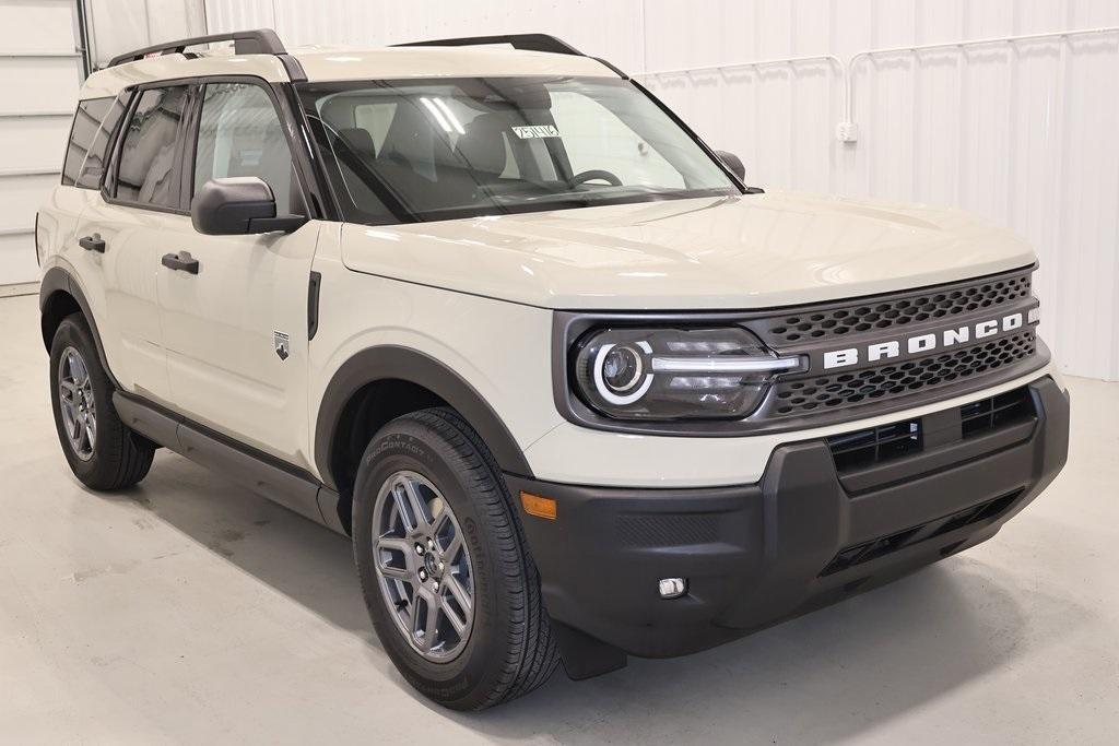 new 2025 Ford Bronco Sport car, priced at $33,890