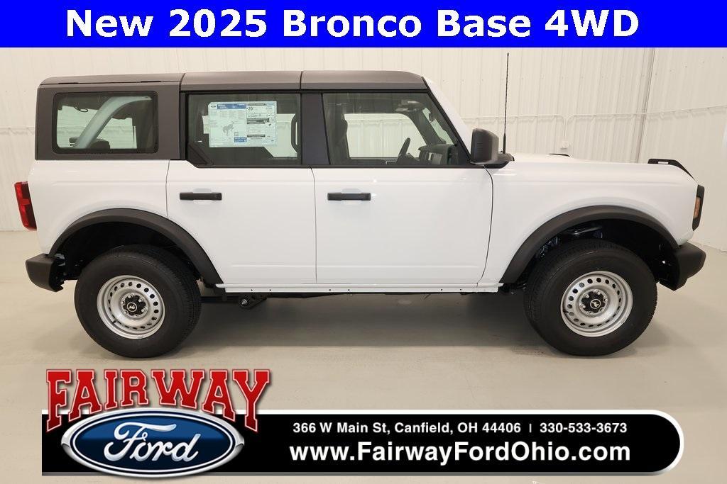 new 2025 Ford Bronco car, priced at $43,075