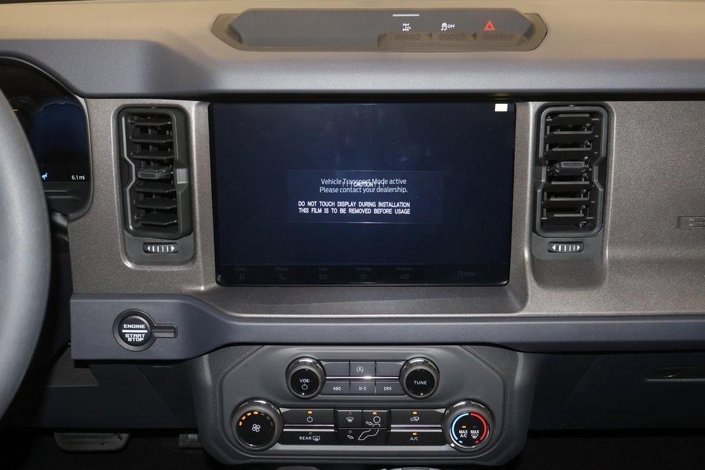 new 2025 Ford Bronco car, priced at $43,075