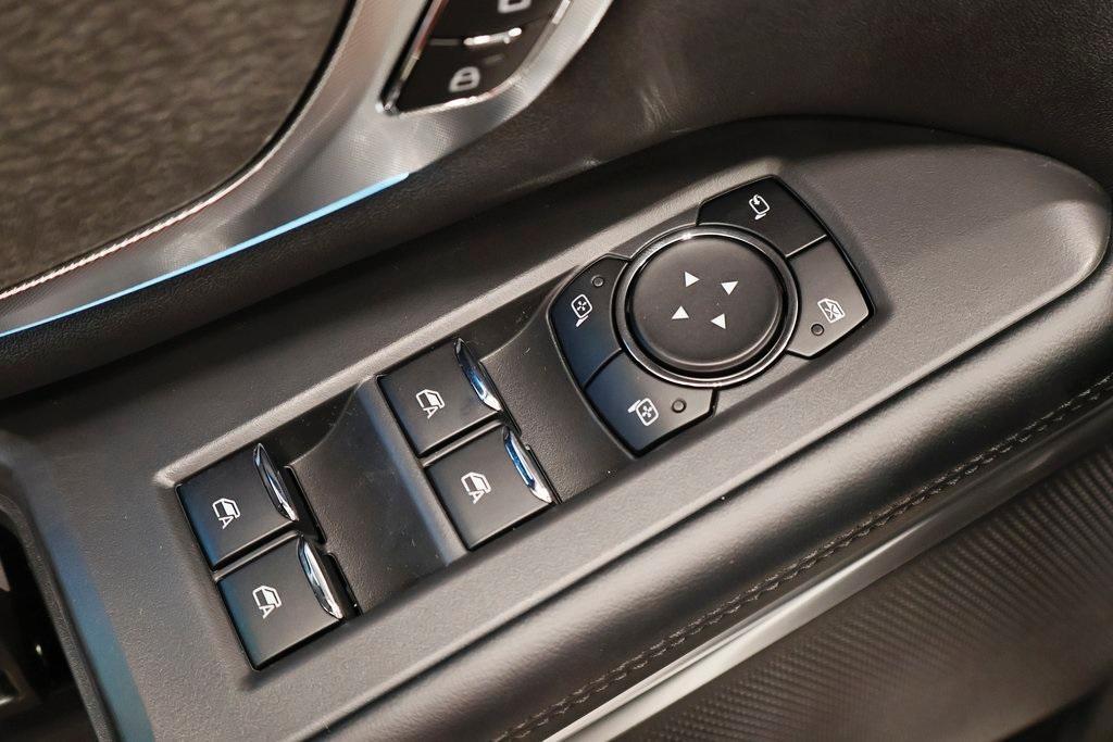 new 2025 Ford Expedition car, priced at $81,040