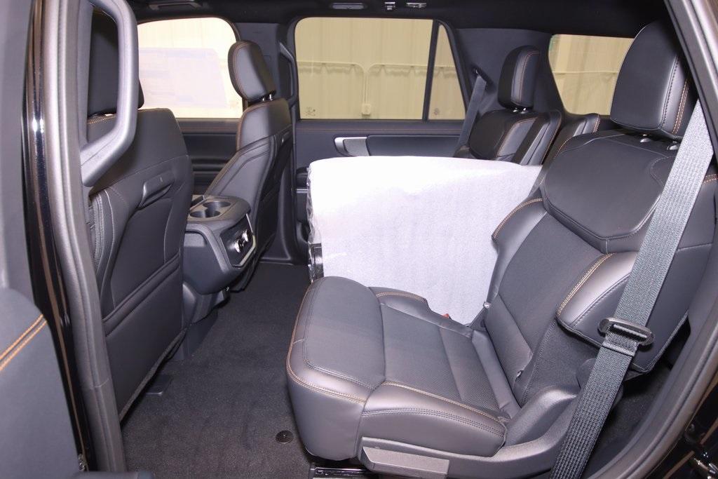 new 2025 Ford Expedition car, priced at $81,040