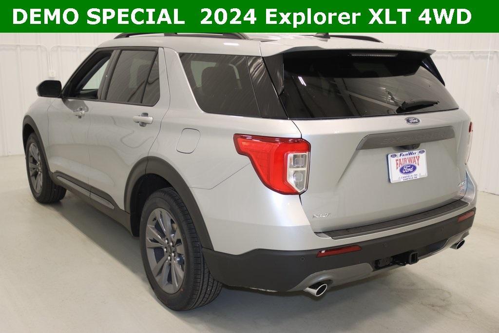 new 2024 Ford Explorer car, priced at $45,653