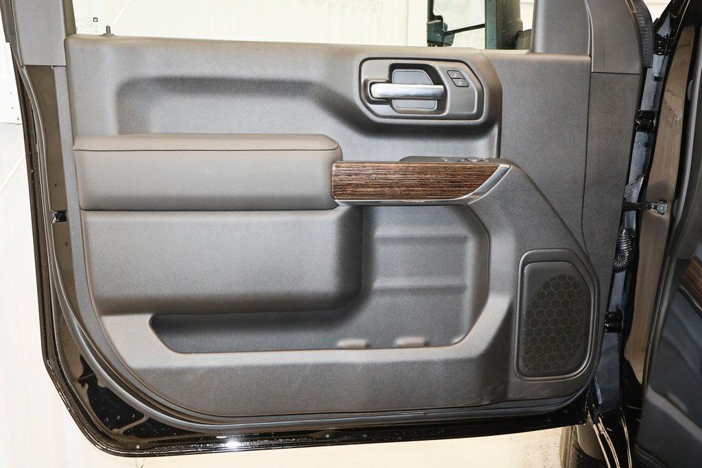 used 2024 GMC Sierra 2500 car, priced at $53,000