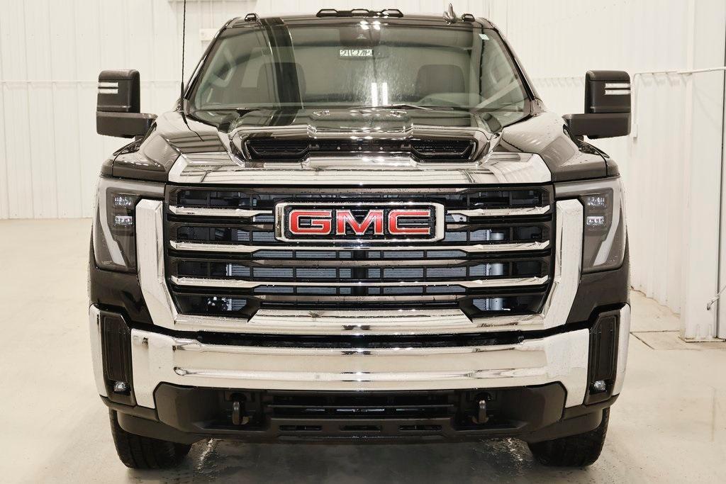 used 2024 GMC Sierra 2500 car, priced at $53,000