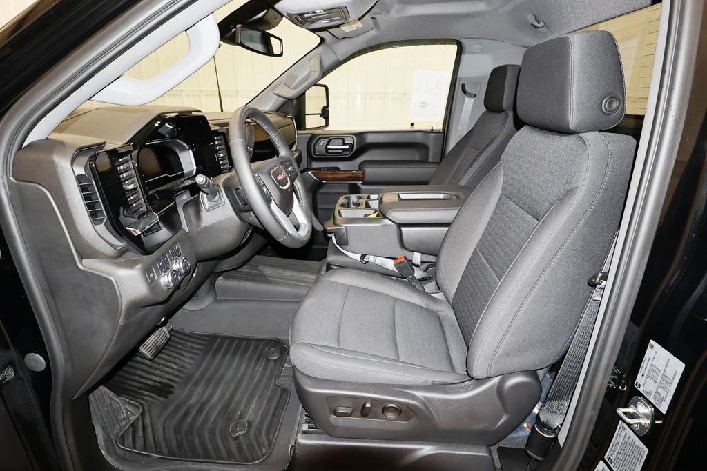 used 2024 GMC Sierra 2500 car, priced at $53,000