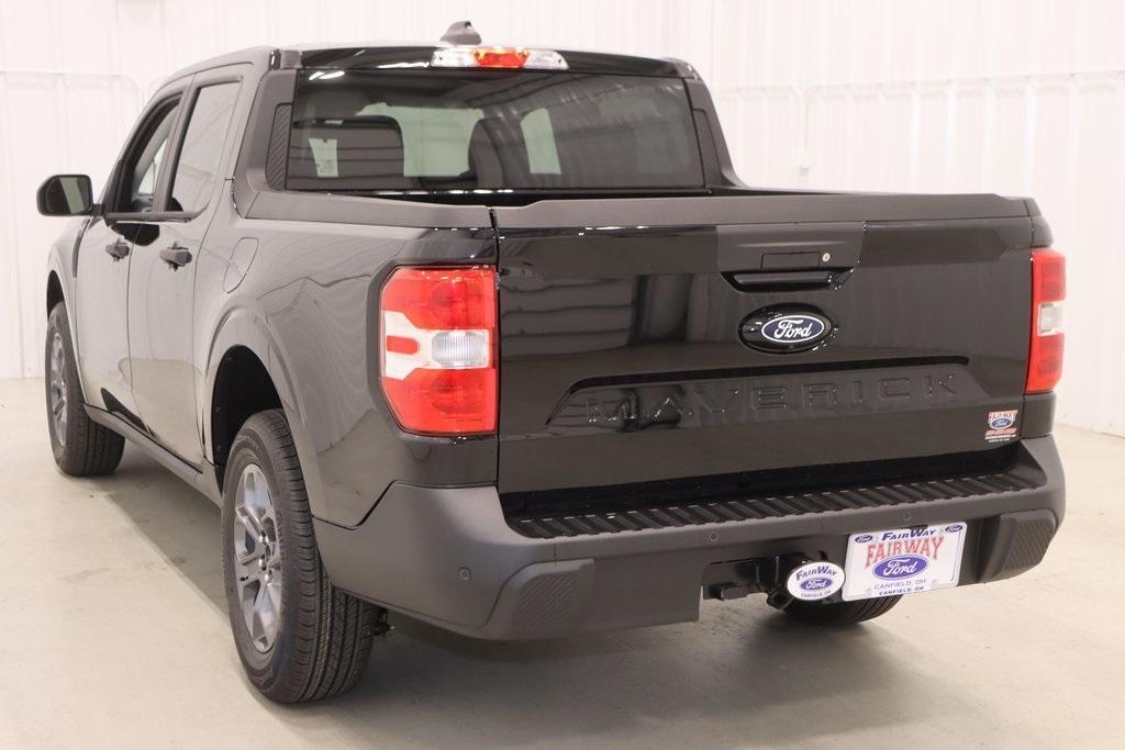 new 2025 Ford Maverick car, priced at $33,855