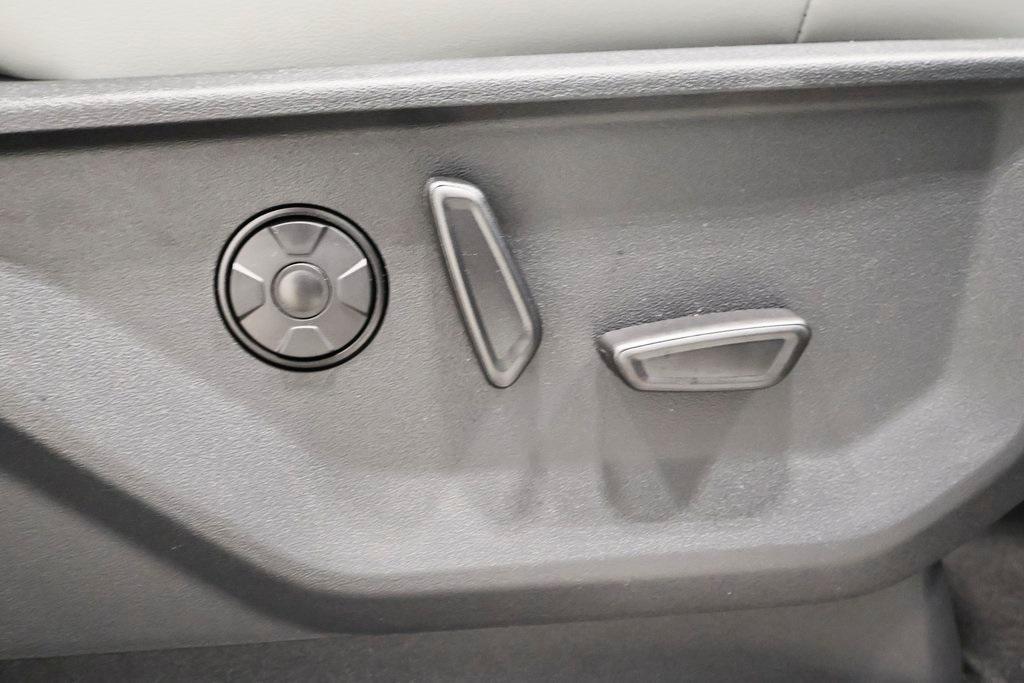 new 2025 Ford Expedition car, priced at $89,010