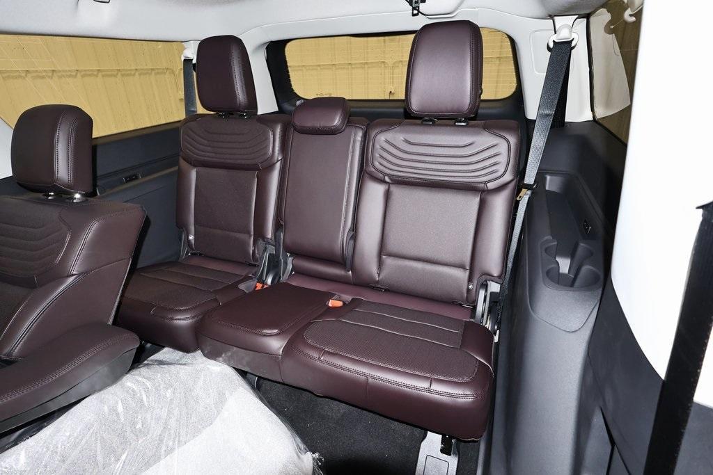 new 2025 Ford Expedition Max car, priced at $93,900