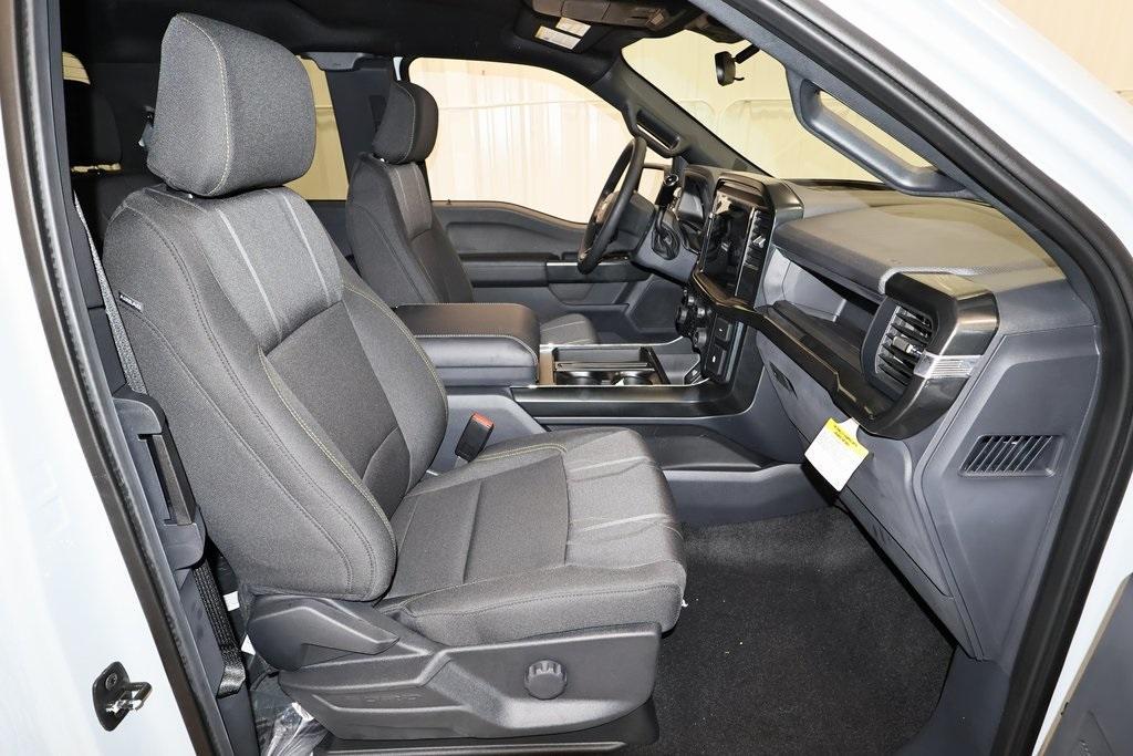 new 2025 Ford F-150 car, priced at $44,424